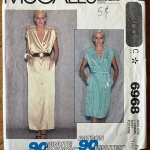 1980 McCalls Pattern 6968. Petite 6 + 8, Bust 30.5 & 31.5