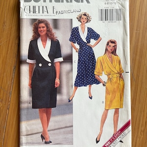Peut inclure: Un patron de couture vintage pour une robe, présentant trois styles différents. Le patron est de Butterick et est intitulé "Chetta B Fabricland" avec le numéro 5260. Le patron est pour les tailles 6-8-10-12.
