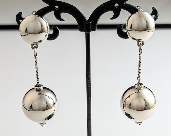 Lovely Vintage Jewellery Silver-tone Chain Ball Dangle Clip-on Earrings