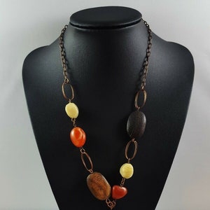 Lovely Vintage Agate Wood and Glass Necklace by Marks and Spencer