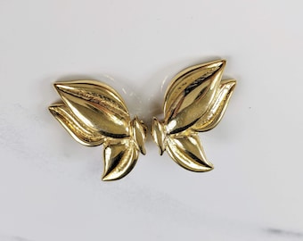 Lovely Vintage Gold Tone Butterfly Design Liz Claiborne Jewellery Clip Earrings