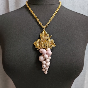 Elegant ALICE CAVINESS Grape Cluster Pendant Necklace - A Vintage Treasure