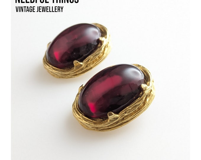 Lovely Vintage Jewellery clip earrings fashioned with Ruby Red Art Glass Cabochons