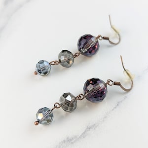 Lovely Vintage Jewellery Aurora Borealis  Fandango colour Dangle Earrings