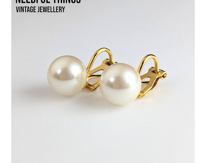 Beautiful  Vintage Jewellery Faux Pearl Delicate Clip-on Earrings