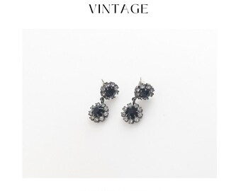 Radiant Elegance Jewellery: Vintage Pearl & Crystal Stud Earrings