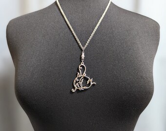 Lovely Vintage Silver-tone Openwork Pendant Necklace by Sarah Coventry Jewellery