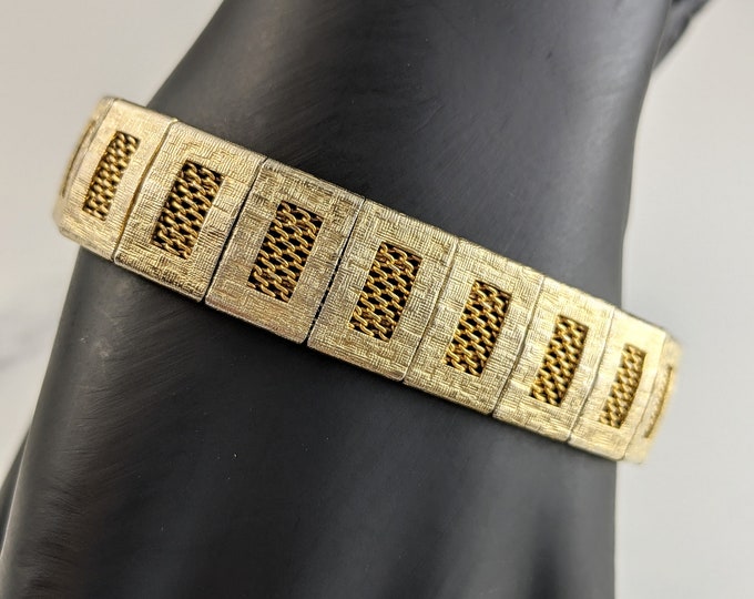 Lovely Vintage Jewellery Gold-tone Mesh Bracelet