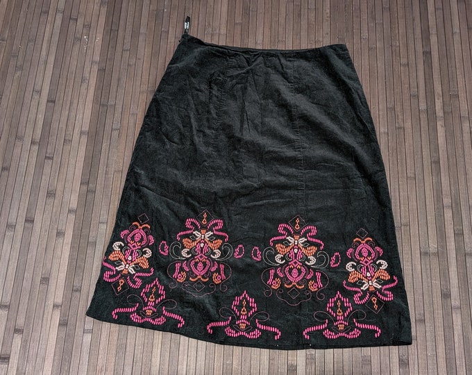 Lovely Black 100% Cotton Embroidered Cord Skirt from Planet Waist 28 UK 12