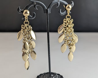 Enchanting Vintage  Jewellery Gold-Tone Leaf Dangle Earrings