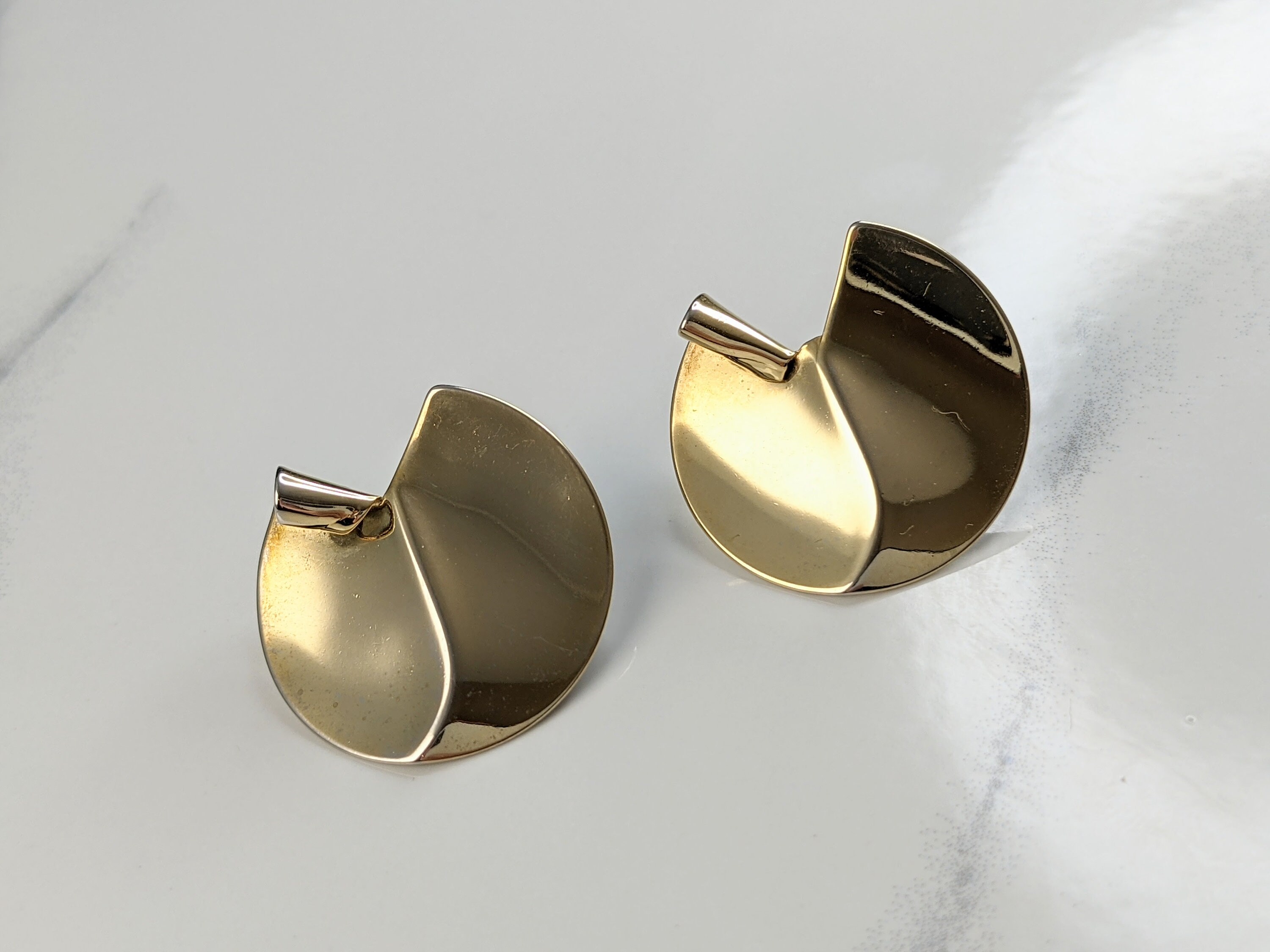 Lovely Vintage Gold Tone Stud Push Back Earrings 1 Jewelry Etsy