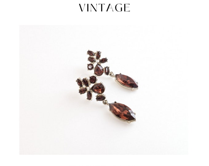 Elegant Amethyst Colour Sparkle: Vintage Jewellery Dangle Drop Earrings