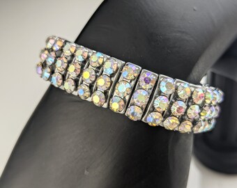 Lovely Vintage Stretch flexible Bracelet Signed Empire Made Jewellery