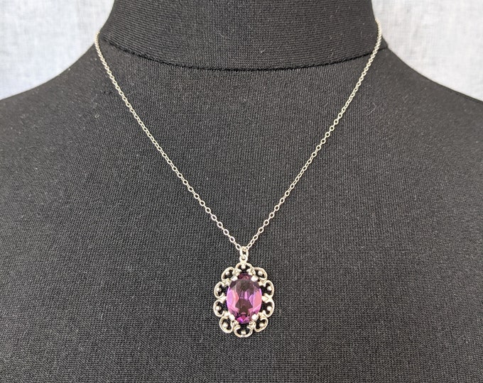 Lovely Vintage Sterling Silver Purple Crystal Pendant 925 Chain Necklace