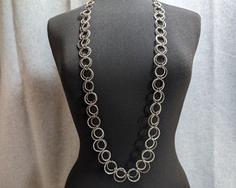 Vintage Jewellery Alfani Necklace: Elegance in Versatility