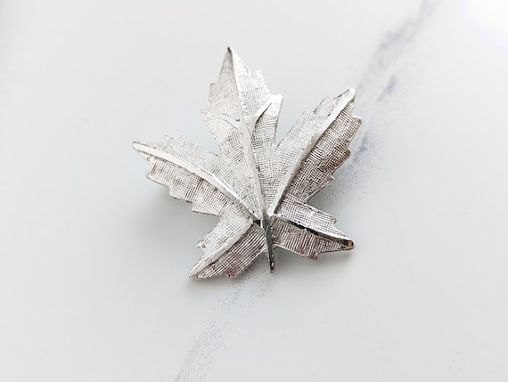 Vintage Maple Leaf Design sparkling Brooch by Coro Jewellery