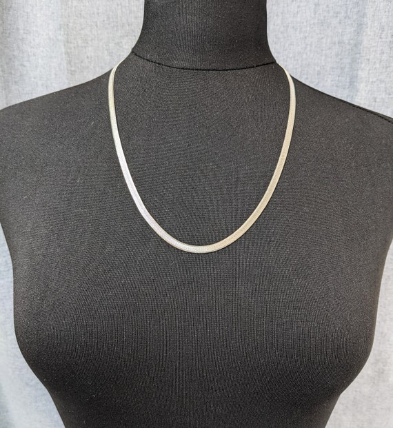 Lovely Vintage Silver-tone Chain Necklace by Nine West  Jewellery