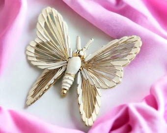 Lovely Vintage Gold-tone Cream Enamel Butterfly Broch by Monet Jewellery