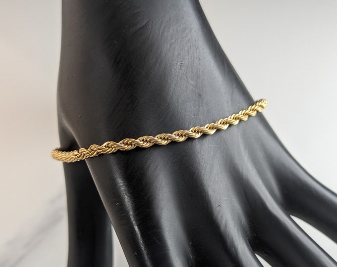 Vintage Elegance Jewellery: Monet Gold Tone French Rope Chain Bracelet