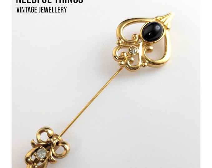 Elegant Embrace: Gold-Tone Dual Heart Brooch with Faux Onyx and Crystal Accents