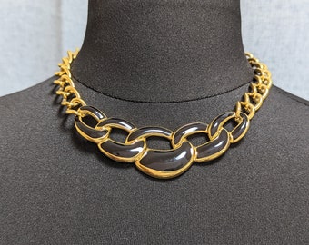 Lovely Vintage Gold-tone Black Enamel Necklace by Napier PAT. PEND Jewellery