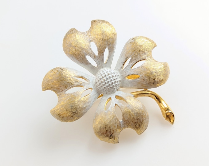 Vintage Gold-tone White Enamel Dogwood Flower Mamselle Brooch Jewellery