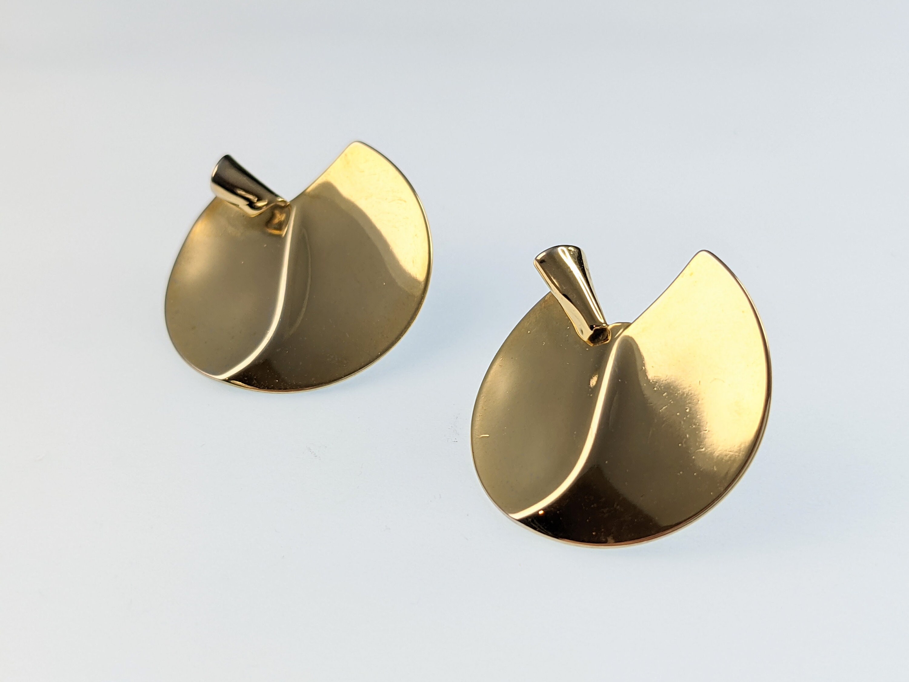 Lovely Vintage Gold Tone Stud Push Back Earrings 1 Jewelry Etsy