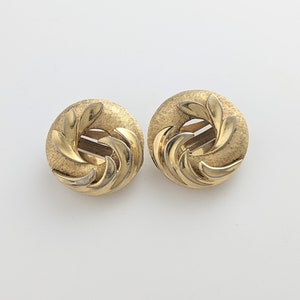 Classic Vintage Gold-tone Clip-On Earrings by Trifari Jewellery 1960s