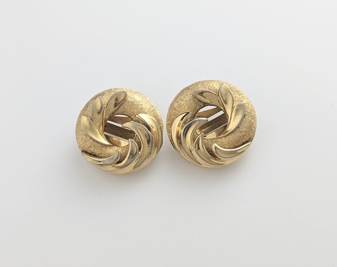 Classic Vintage Gold-tone Clip-On Earrings by Trifari Jewellery 1960s