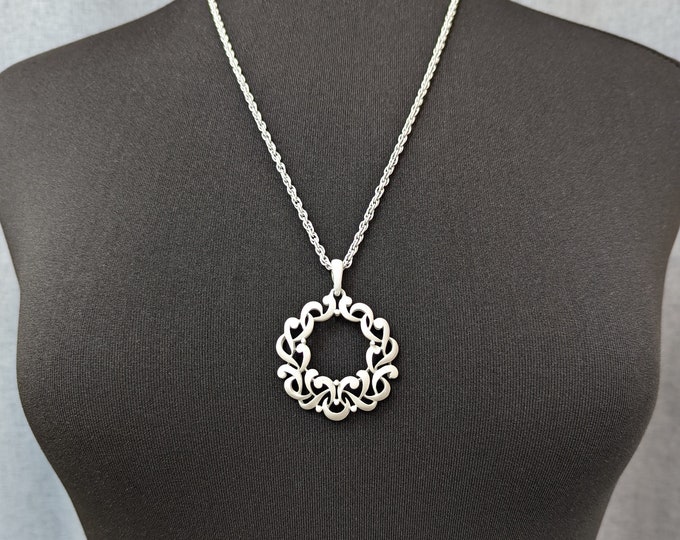 Lovely Vintage White Enamel Openwork Pendant Necklace by Trifari Jewellery