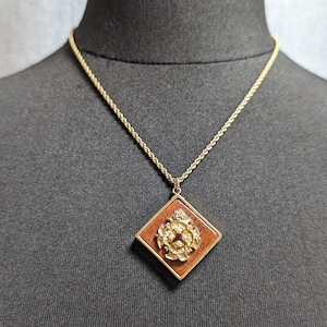 Mooie vintage sieraden fleur de lis-hanger Franse touwketting