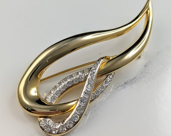 Lovely Vintage Rhinestone Brooch by SL Jewellery