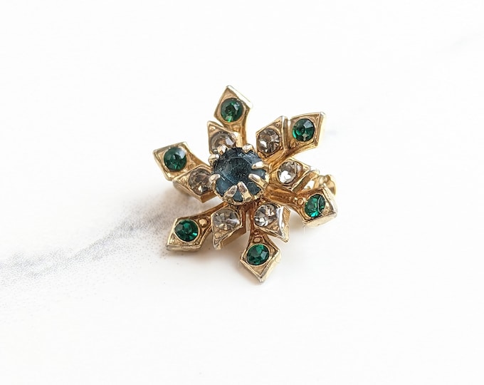 Lovely Vintage Gold-tone Faux emerald Little Brooch from Coro Jewellery Company