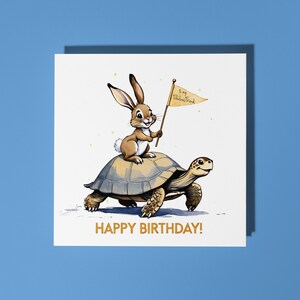 Handgemachte Hase reitet auf einer Schildkröte Geburtstag Karte Lustige Tier Karte Tierliebhaber Premium Grußkarte & Umschlag