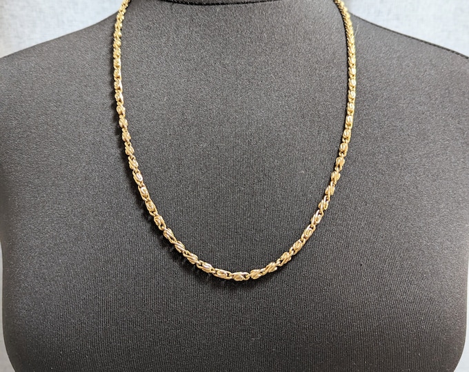 Lovely Vintage Gold-tone Necklace Chain by Sarah Coventry Jewellery