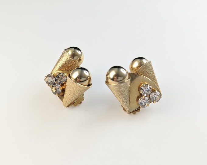 Lovely Vintage Jewellery Gold-tone Rhinestone Clip-on Earrings