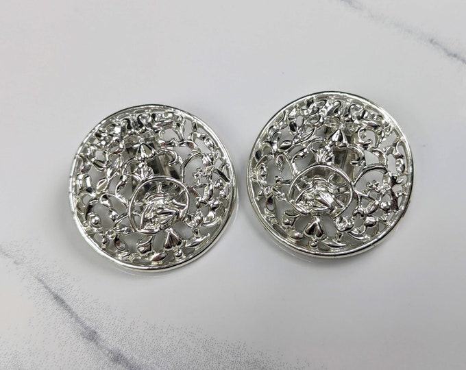 Lovely Silver-tone Clip Openwork Earrings Signed Sarah Coventry Jewellery