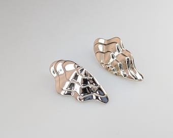 Vintage Jewellery Silver-Tone Sculptural Stud Earrings Abstract Textured Wings Design