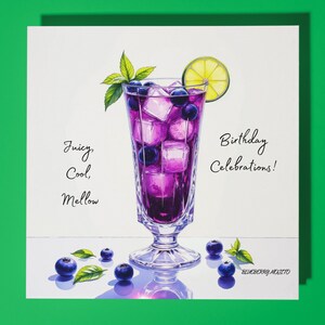 Mojito van bosbessen - Juicy, Cool, Mellow - Happy Birthday Card - Premium wenskaart en envelop - Gepersonaliseerde grappige kaart - vriend familie