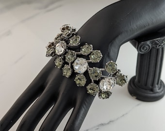 Timeless Elegance: The Schiaparelli Jewellery Diamond Sparkle Bracelet