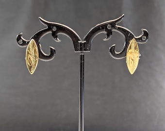 Lovely Vintage Gold-tone Classic Design Small Clip-on Napier Jewellery Earrings