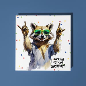 Handgemachter Lustiger Rock Waschbär Rock on! Du hast Geburtstag! Geburtstagskarte Lustige Tierkarte Tierliebhaber Premium Grußkarte und Umschlag