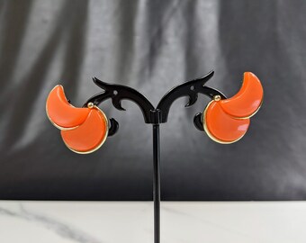 Lovely Obstinate orange Colour Lucite screw back Earrings by Lisner Jewellery