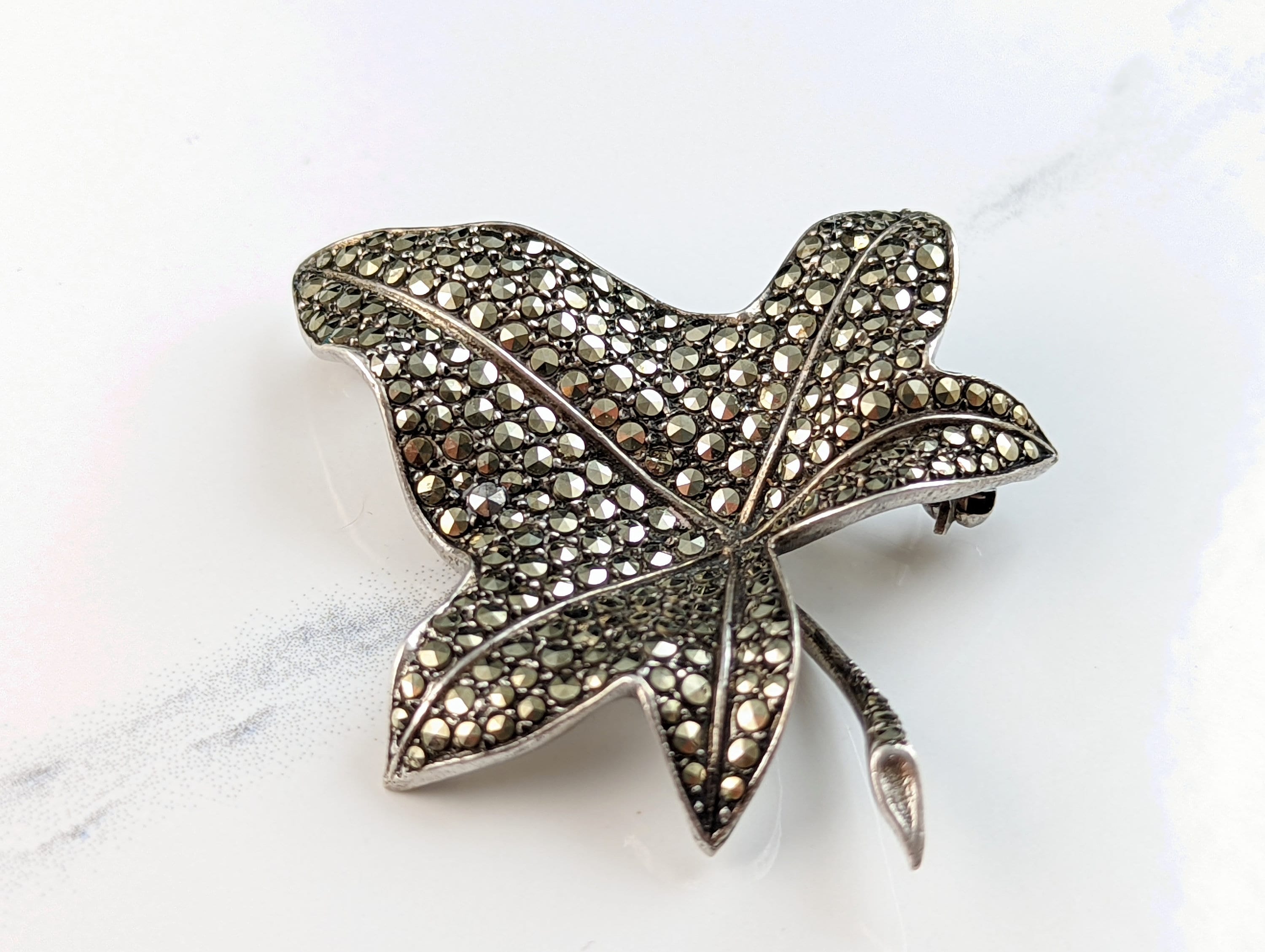 Vintage Jewellery Ivy Leaf Design Rhodium Plate Marcasite 