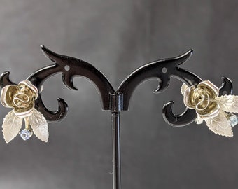 Lovely Vintage Jewellery Silver-tone Rose flower Faux Topaz Screw Back Earrings