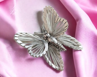 Lovely Vintage Silver-tone Butterfly Broch by Monet Jewellery