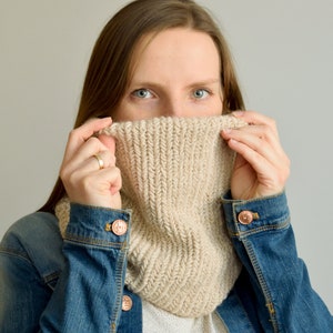 Herringbone Stitch Crochet Cowl, neck warmer PDF pattern, instant download, unisex, elegant crochet cowl, adjustable rectangle, US terms