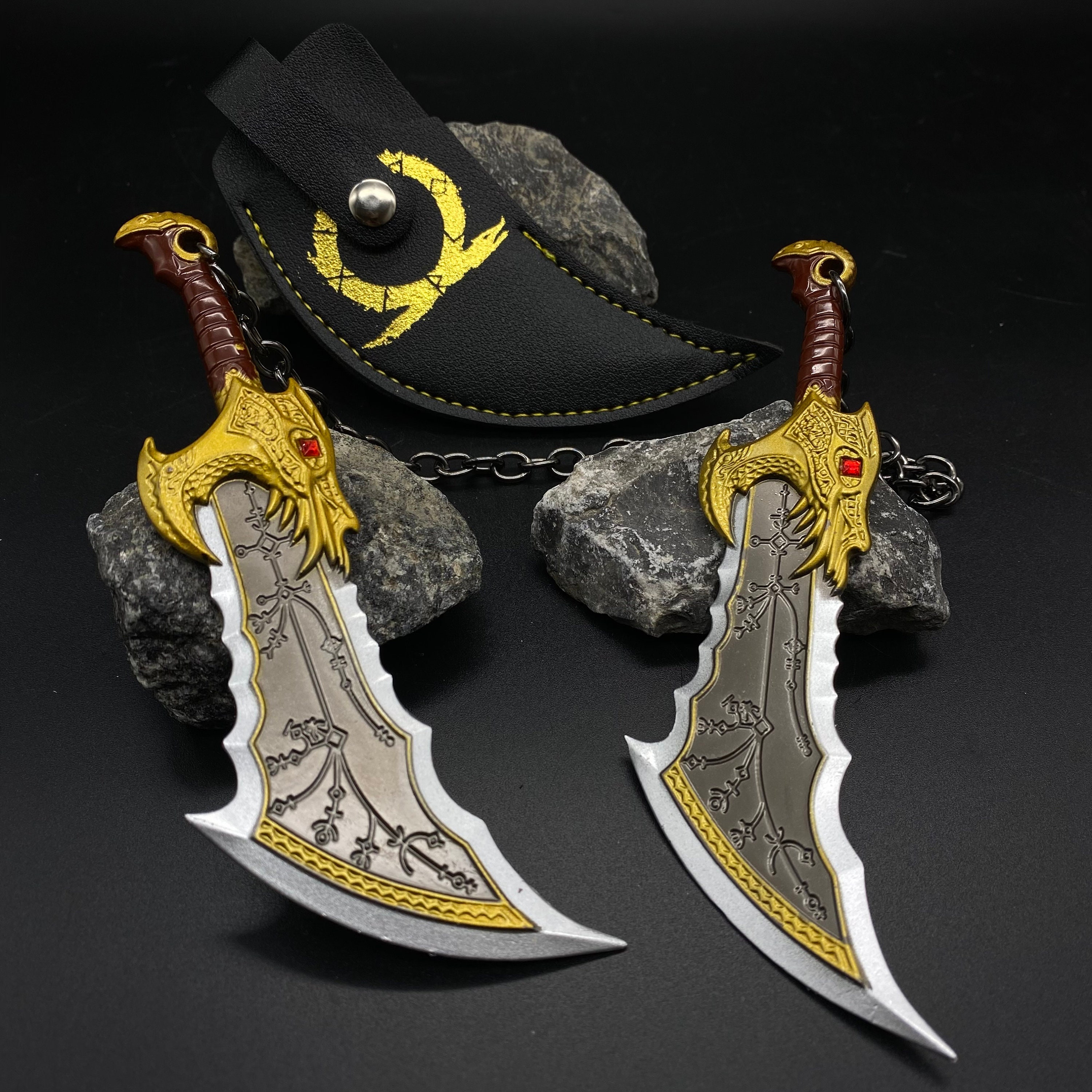 Kratos Weapon Blade of Olympus Model Metal Keyring Keychain – Leones  Marvelous Items