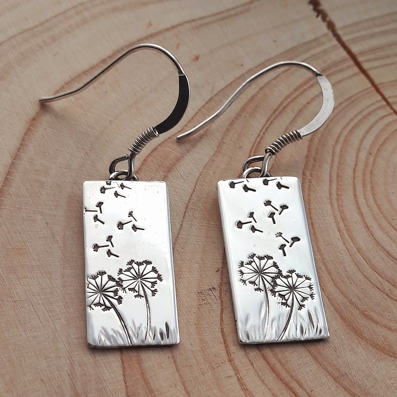 Vintage Unique Dandelion Carving Earrings main image 1