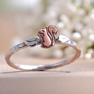 銀と銅のアカリスリング | 自然にインスパイアされたジュエリー | リサイクルシルバー | 環境に優しい | ドーセットで手作り | 森の贈り物